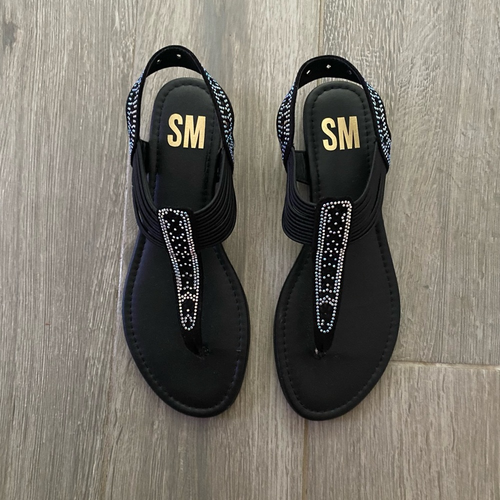 NWOT SM Steve Madden sandals